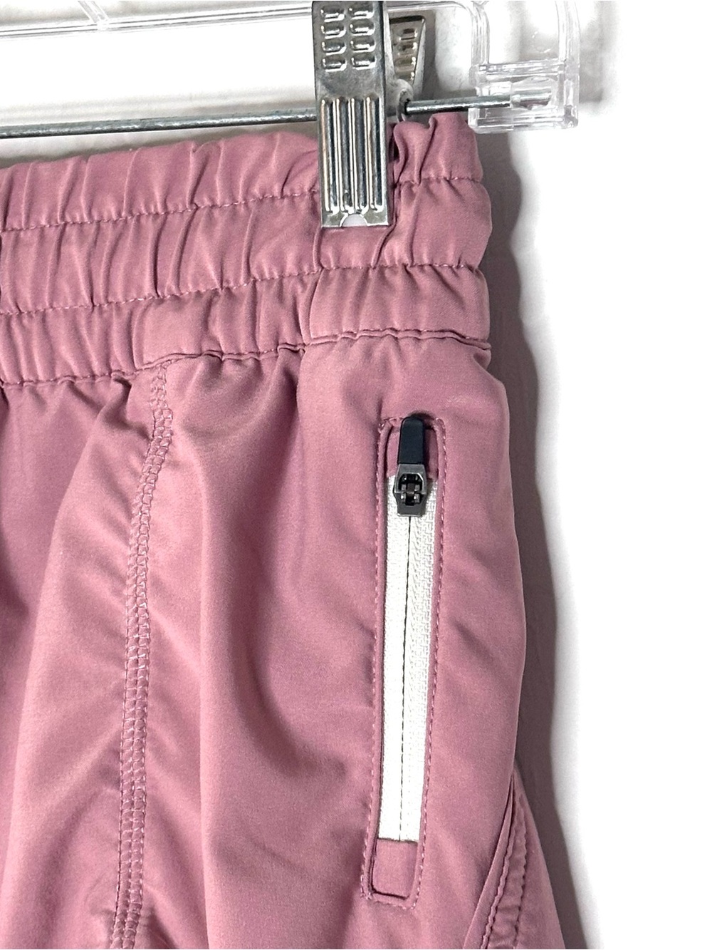 Vuori Women's Mauve Athletic Shorts XS - Picture 2 of 6